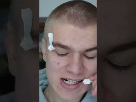 How to slit your eyebrow: tutorial
