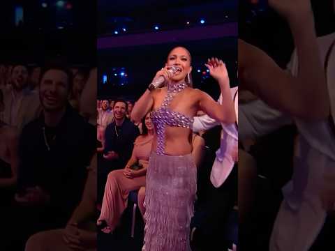 Jennifer Lopez Looks Stunning At The AMA’s 2025 #JLo #Shorts