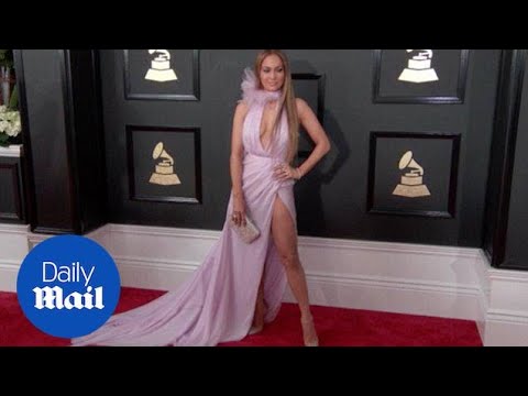Jennifer Lopez stuns in peep-hole dress Grammys 2017 - Daily Mail