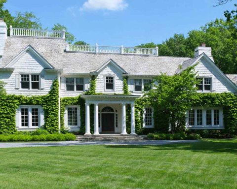 Step into the Past: Own a Piece of Hollywood Lore with This Historic Connecticut Estate Step into the Past: Own a Piece of Hollywood Lore with This Historic Connecticut Estate